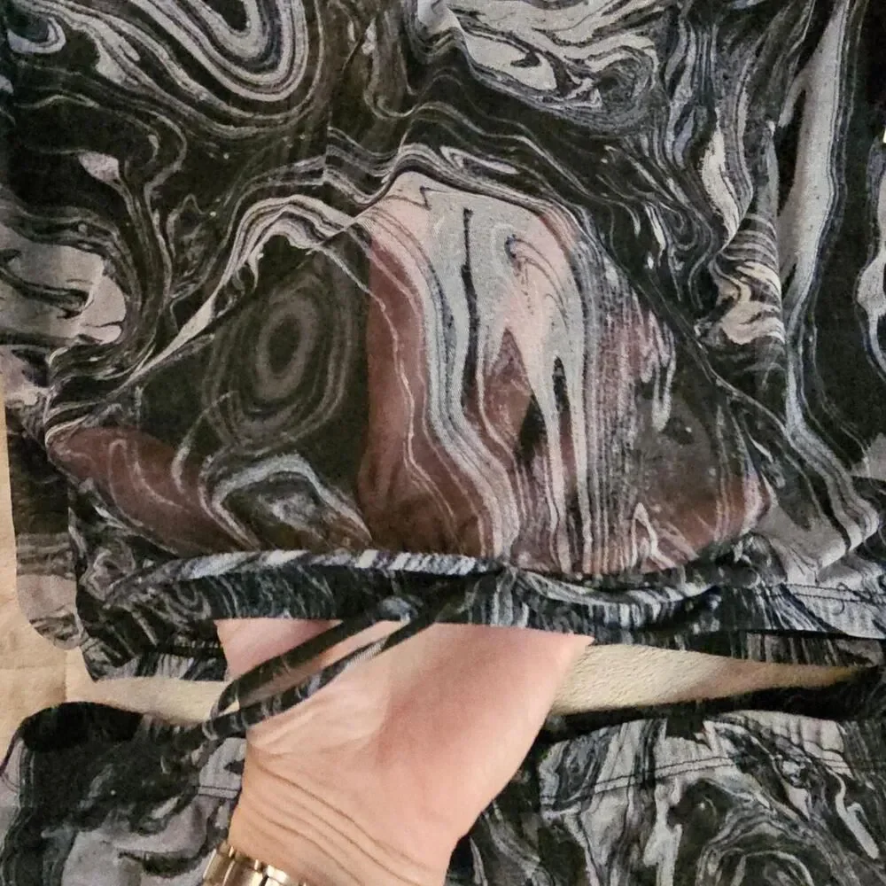 Free Kisses Sheer Mesh Marble Print 2 Piece Swim Cover Up Set L Black Gray NWT